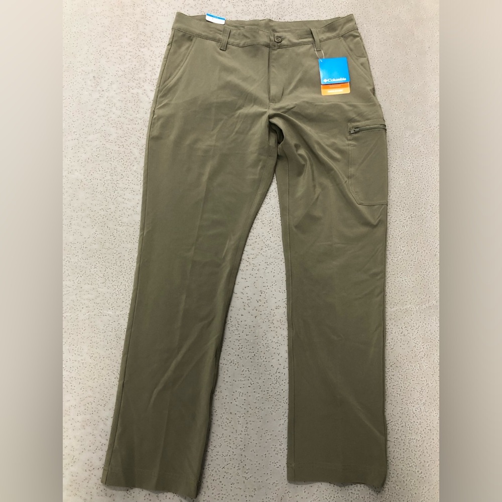 Men’s Brown Columbia Cargo Pants 32x30 BRAND NEW